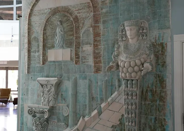 Otel Ada Newday Kuşadası