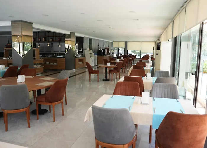 Ada Newday Otel 3*