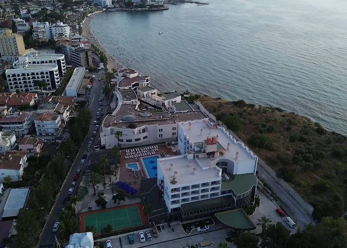 Ada Newday Hotell 3*