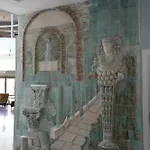 호텔 Ada Newday 쿠사다시