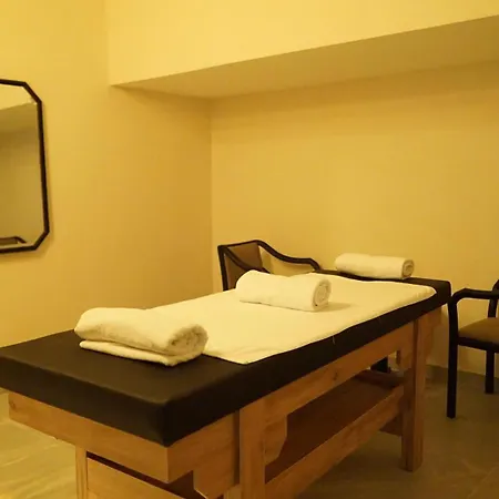 Ada Newday Hotel