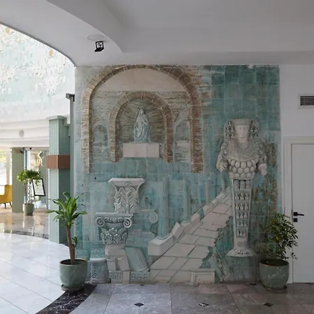 Hotel Ada Newday Kusadasi