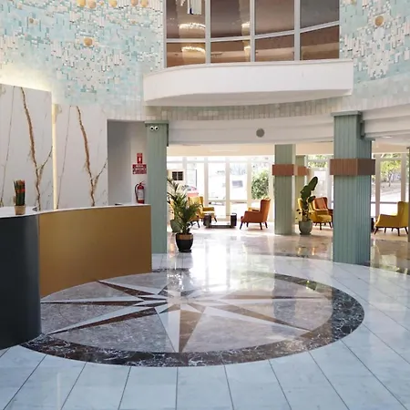 Ada Newday Hotel
