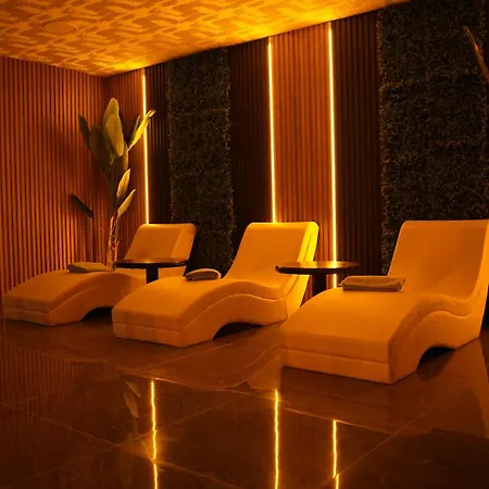 Ada Newday 3* Κουσάντασι