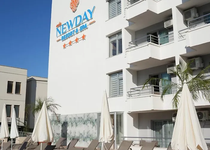 Ada Newday Hotel